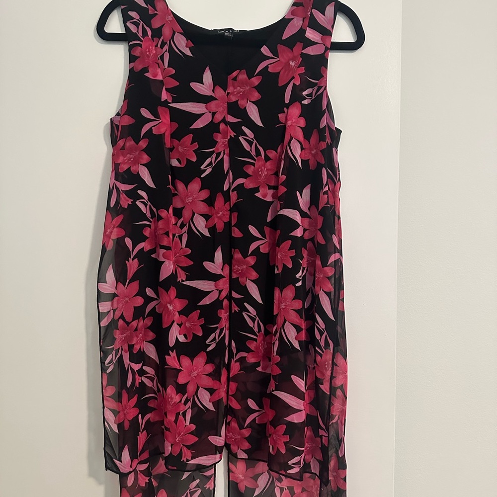 Floral Sleeveless shirt with Pink Flowers